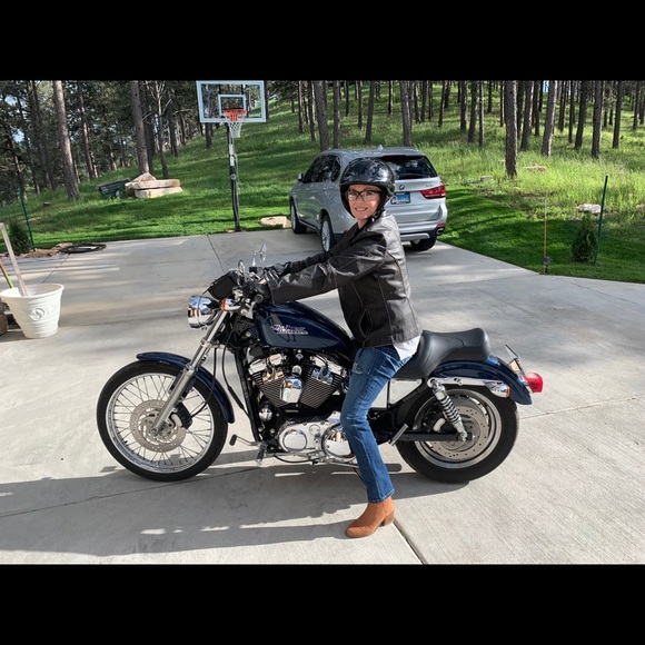 Meet the Posher - Picture 6 of 9